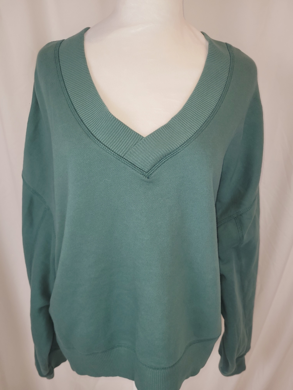 No Boundaries Teal Oversized Cropped Double V-Neck Sweatshirt - Size S
